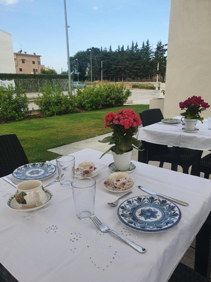 Casa Lunaria B&B 포르토 산텔피디오 외부 사진